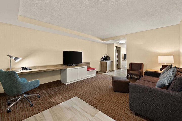 Room 22 of 54