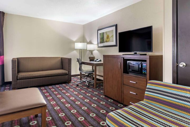Room 17 of 42
