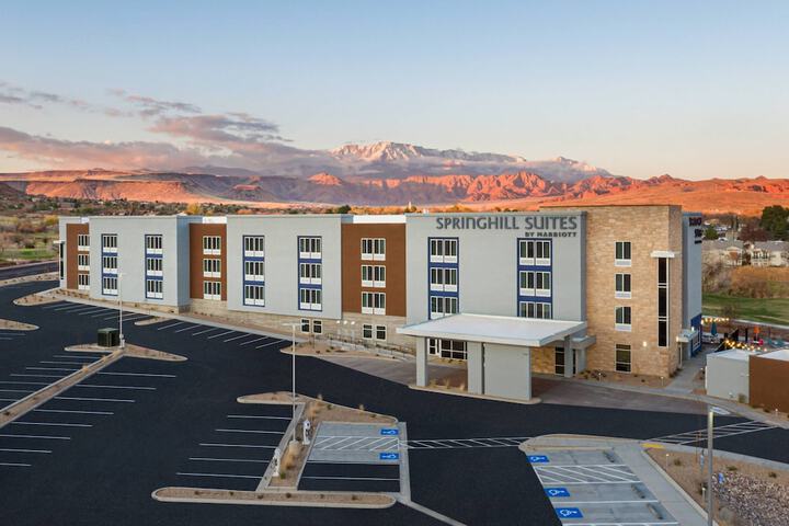 Hotel 2 of 29
