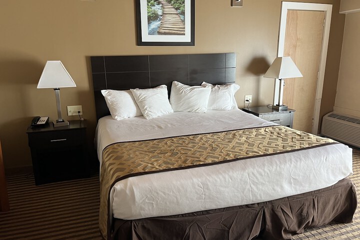 Room 26 of 42
