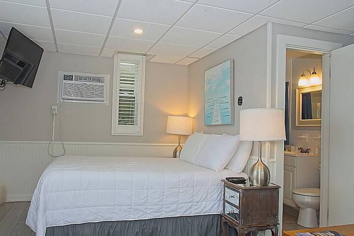 Room 72 of 231