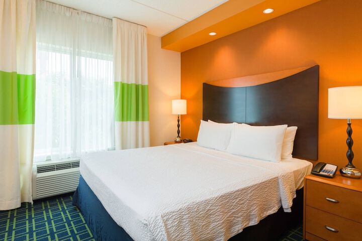 Room 15 of 21