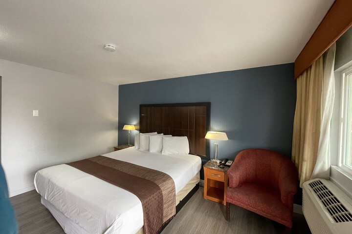 Pacific Inn