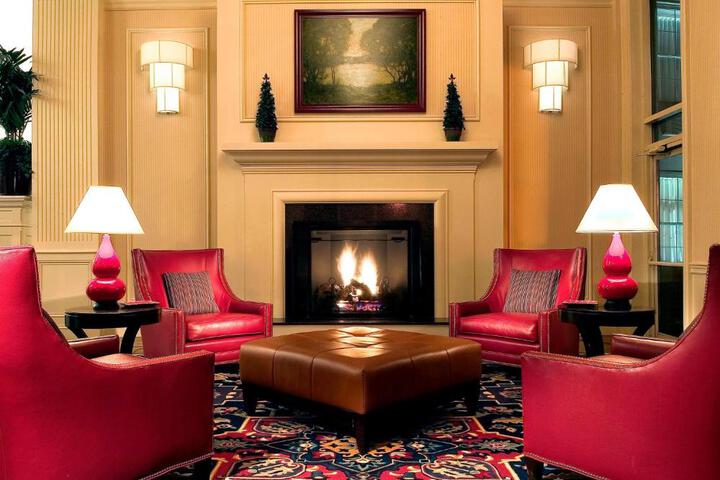 Four Points by Sheraton Wakefield Boston Hotel & Conference Center