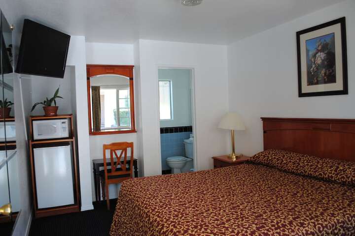 Room 22 of 33