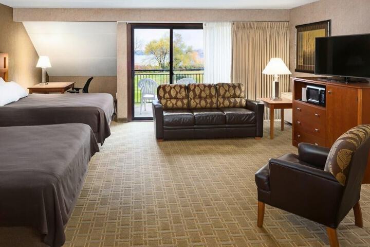 Arrowwood Resort Hotel and Conference Center - Alexandria MN