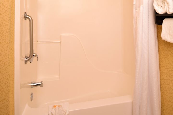 Holiday Inn Poplar Bluff by IHG