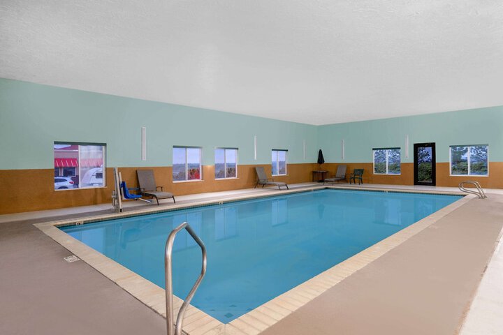 Pool 9 of 68