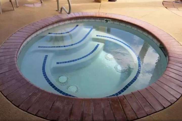 Pool 15 of 34