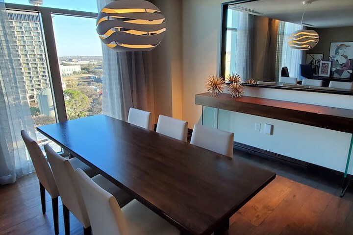 Room 45 of 98