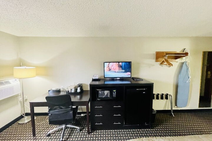 Room 20 of 39