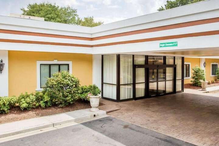 Hotel 4 of 36