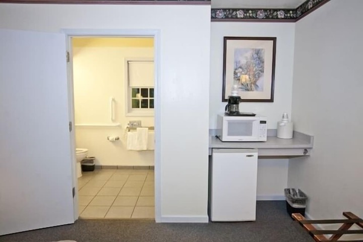 Room 14 of 20