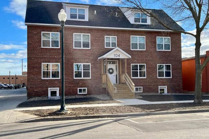 Downtown 2BR Apartment