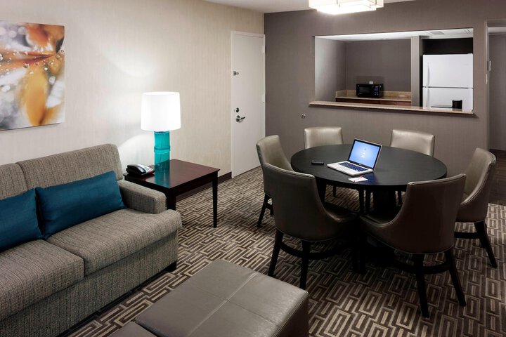 Room 17 of 44