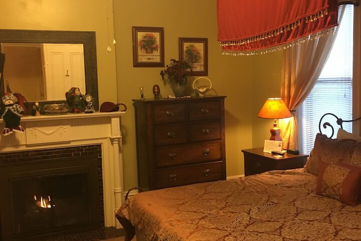 Room 66 of 112