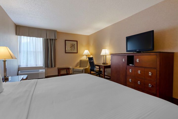 Room 15 of 25