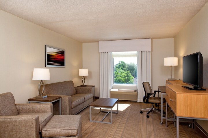 Room 15 of 30