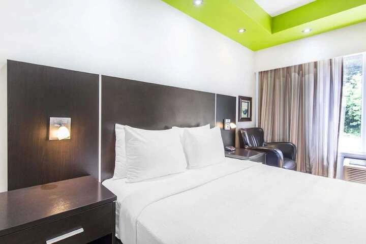 Travelodge by Wyndham Trois-Rivieres