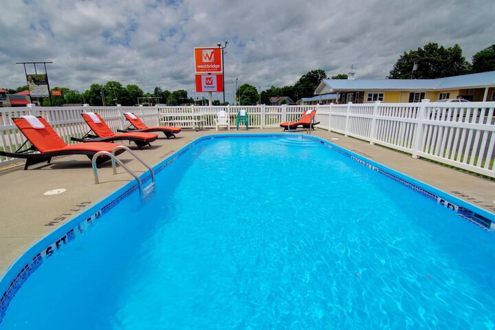 Pool 6 of 55