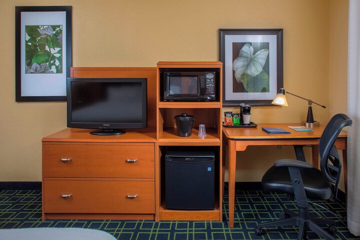 Room 15 of 19
