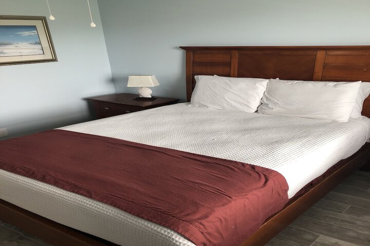 Beachgate CondoSuites and Oceanfront Resort