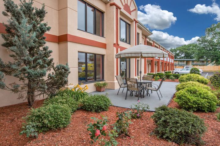 Hotel 4 of 47