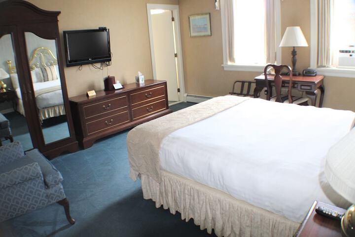 Waynebrook Inn Est 1865