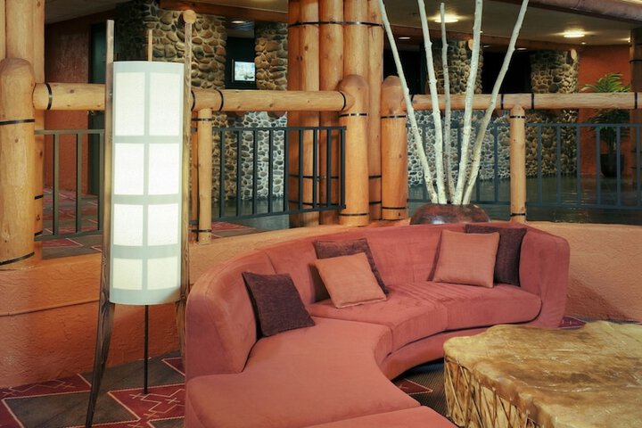 Hotel Interior 7 of 34