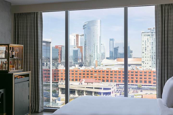 Hotel View 121 of 124