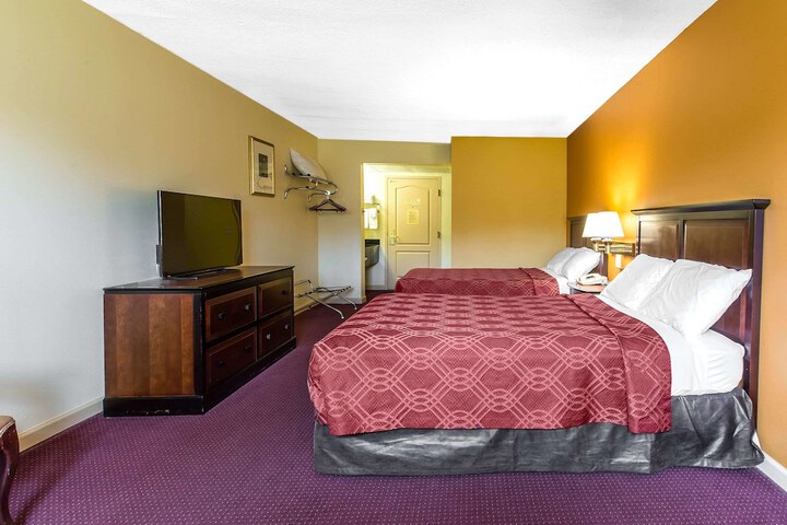 Room 14 of 15