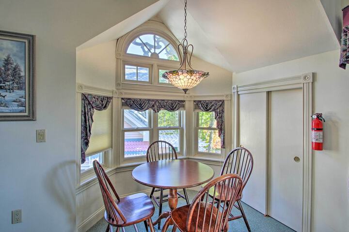 Nestlenook Victorian Condo 6 Mi to Attitash!