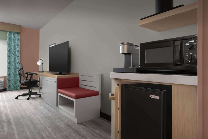 Room 13 of 44