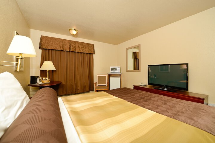 Room 11 of 41