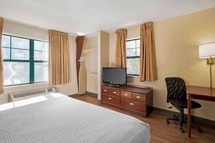 Room 19 of 29