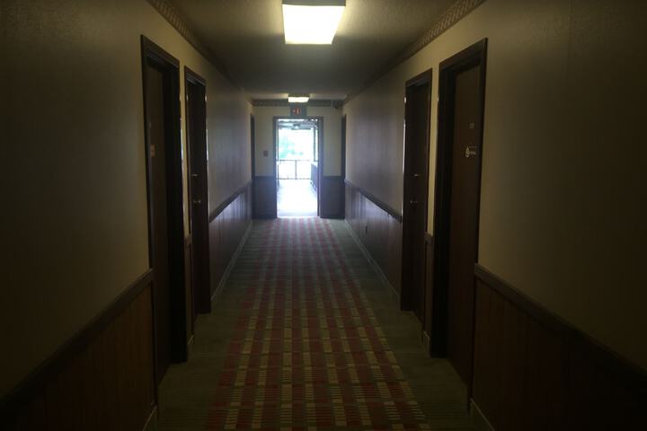 Ballroom/Hall 14 of 14