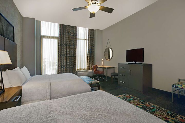 Room 22 of 60