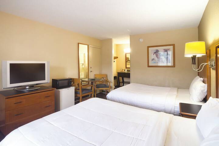 OYO Hotel Harriman near I-40
