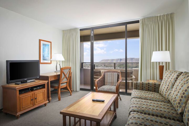 Room 25 of 90