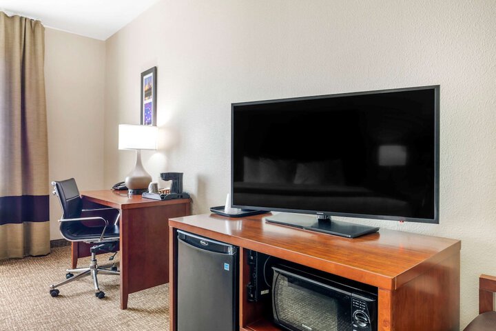 Room 22 of 32
