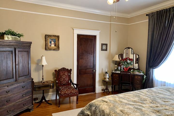 Room 30 of 50