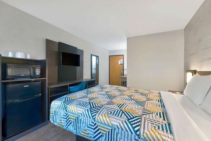 Room 20 of 27