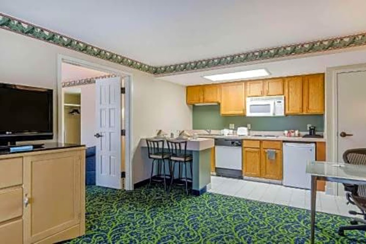 Quality Inn & Suites Lexington