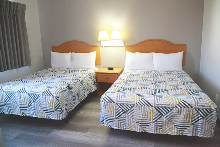 Room 17 of 32
