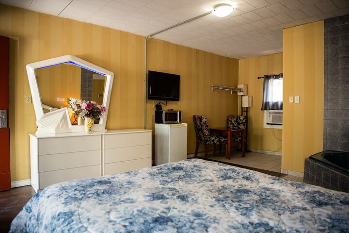 Room 44 of 90