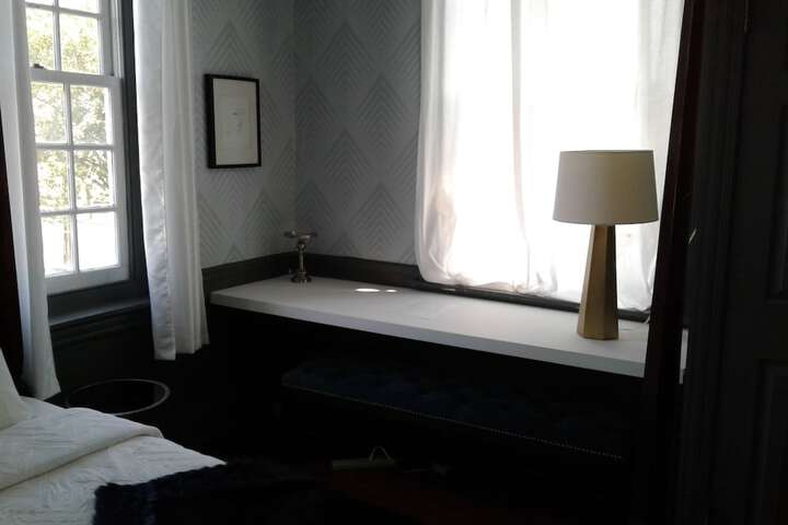 Room 23 of 42