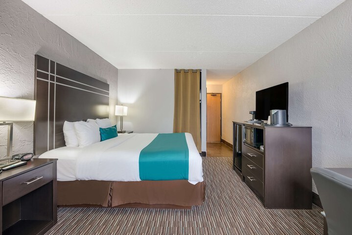 Best Western Waukesha Grand