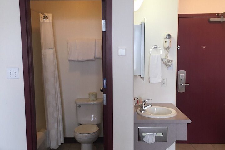 Room 19 of 36