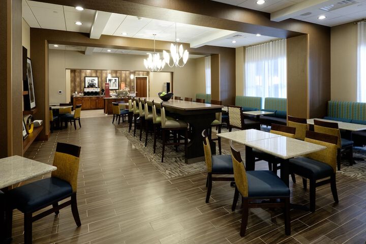 Hampton Inn Green Bay Downtown