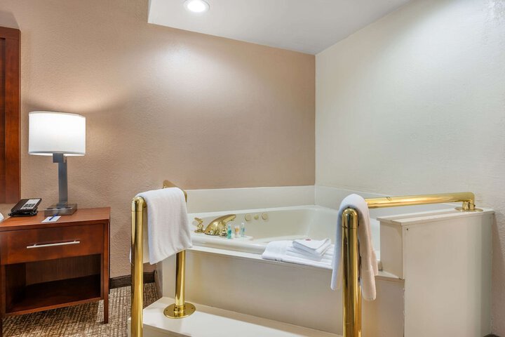 Comfort Inn Lafayette I-65